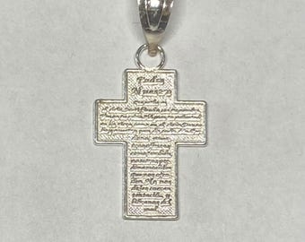 Mini colgante de cruz de oración del Padre Nuestro en plata de ley pulida