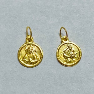 Escapulario Sagrado Corazón de Jesús y Nuestra Señora del Carmen "Virgen del Carmen" en Oro Amarillo de 14 Kilates Medalla Bebé 8 mm