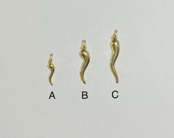 NOS 1990's 14 Karat Yellow Gold Italian Horn Charm (3 Sizes Available)