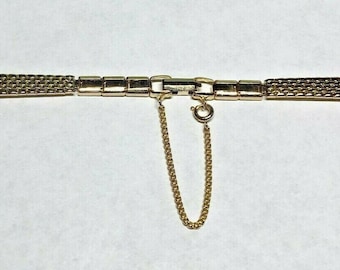 Vintage NOS 1970&#39;s (New Old Stock) Ladies &quot;C Ring&quot; Gold Tone Stainless Watch Band w/Safety Chain