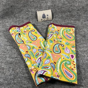 Arm warmers, wrist warmers, gloves, sewn