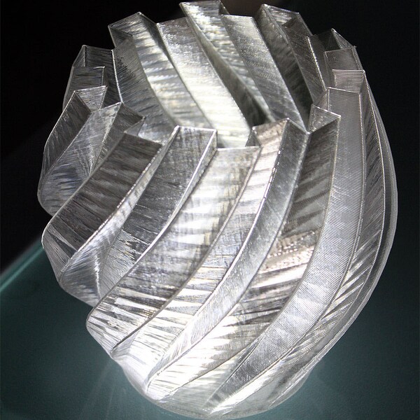 3D Printed Twisted Gear Vase