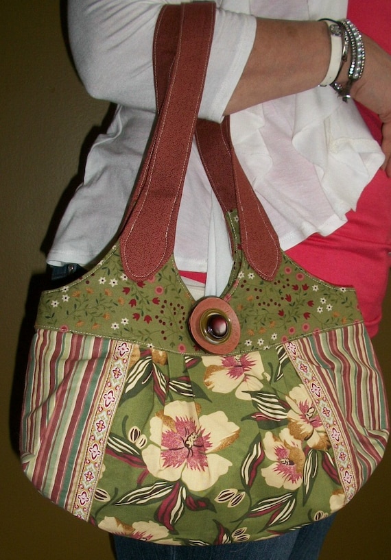 Items similar to Purse handmade beautiful olive green, cranberry, biege ...