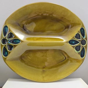 Vintage Mid Century California Pottery - Ceramic Divided Serving Dish – Retro Snack Tray with Teal Accents – MCM Party Server