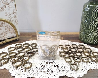 Anillas para cortinas vintage | Opciones: 18 rectangulares, 16 redondas, 14 redondas (nuevas de stock antiguo) | Acabado bronce | Décadas de 1960 a 1980