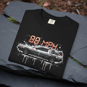 T-shirt med sandig stänk för 138 km/h för tidsresemaskinfordon