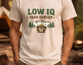 Camiseta de guardaparques con bajo coeficiente intelectual, camiseta divertida de parque nacional, camiseta con humor para acampar, regalo para amantes de la naturaleza, camiseta vintage con estampado de naturaleza, guardaparques oso