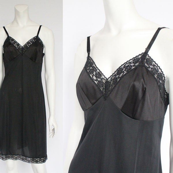 50's / 60's Black Full Slip with Lace Trim / Size 32 / Small