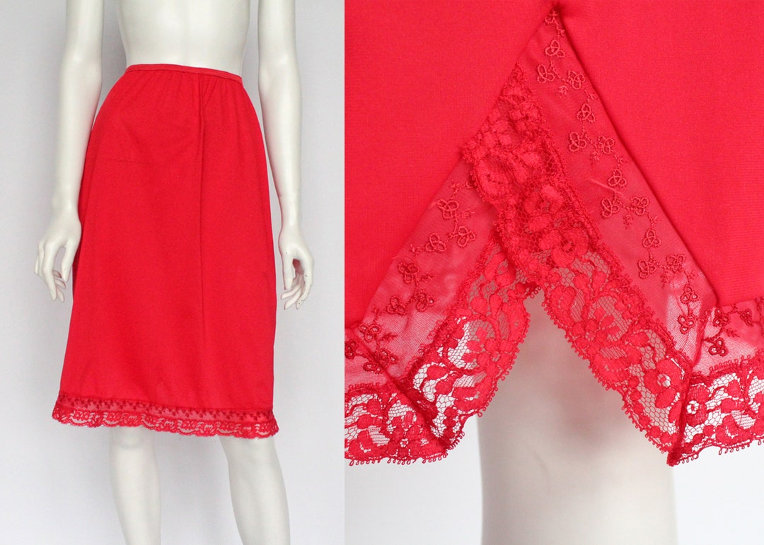 60's Red Half Slip With Lace at Hem / Lorraine perfect Fitting