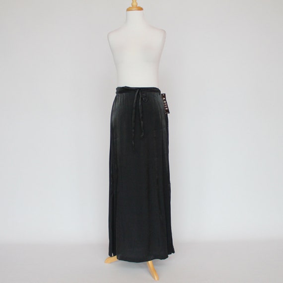 long black skirt with slits