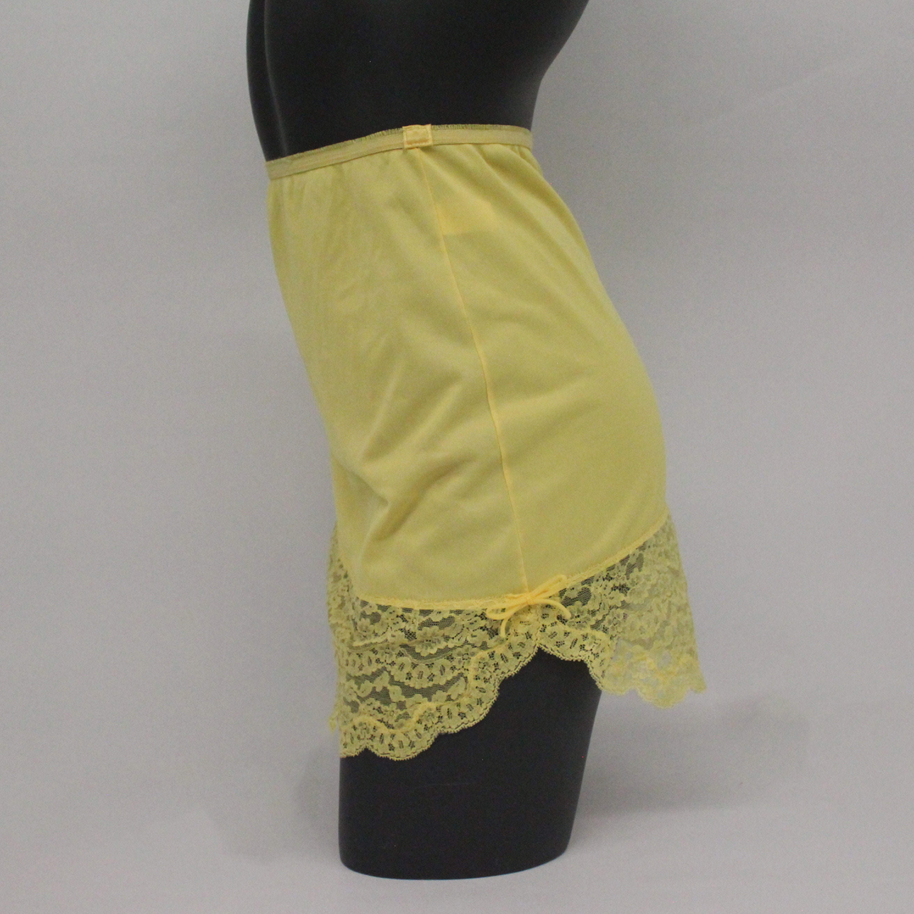 60s Hollywood Vassarette Golden Yellow Half Slip / Munsingwear Etsy