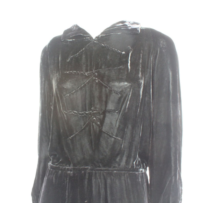 30's Black Velvet Dress / Midi Length Vintage Dress with Long Sleeves / Silk Velvet Dress / Small image 4