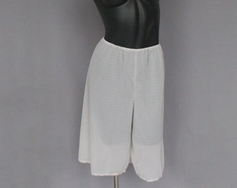 70's White Nylon Pettipants / JC Penney / Knickers / Pajama Pants / Small