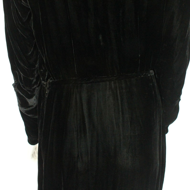 30's Black Velvet Dress / Midi Length Vintage Dress with Long Sleeves / Silk Velvet Dress / Small image 9