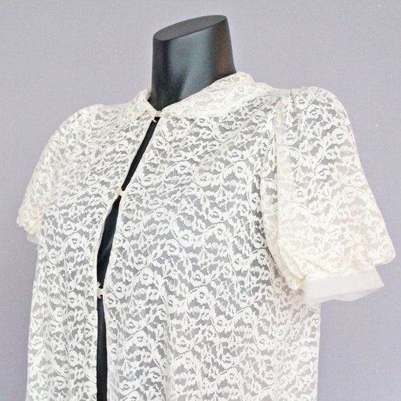 50's / 60's Lisette Ivory Antique White Lace Robe… - image 3