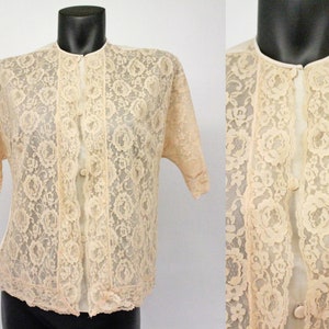 60&#39;s Pink Beige Button Front Bed Jacket or Blouse / Lace and Nylon / Kimono Half Sleeves / Penneys Gaymode / NWT / Medium to Large