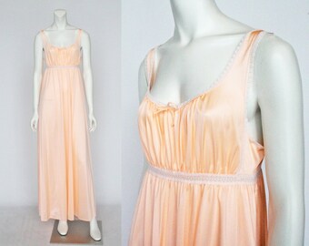 70's Peach Empire Waist Nylon Nightgown by Lorraine / Long Full Skirt / Tall Medium
