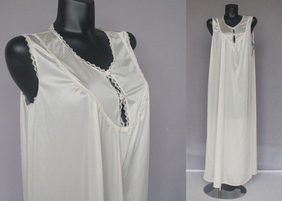 NWT Lorraine Long White Nightgown with Button Bod… - image 1
