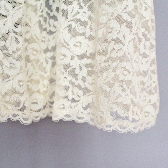 50's / 60's Lisette Ivory Antique White Lace Robe… - image 7