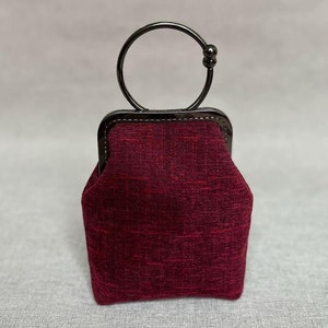 Bordeaux kleine Crossbody Stoff Tasche - Luxus Schulter Handtasche, Cross Body Damen Tasche, Damen Clip mit Clipverschluss, Vintage Metall Kisslock Geldbörse