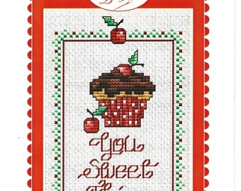 Post Stiches "Sweet Thing" by Sue Hillis Designs Cross Stitch Chart #PS167