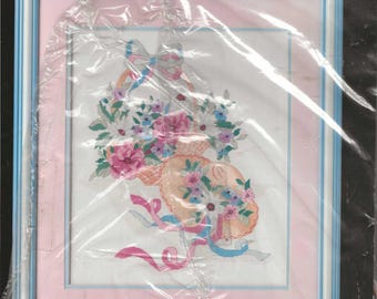 Golden Bee "Hat and Flowers" Cross Stitch Kit #60279 PARTIALLY OPENED
