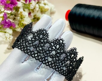 Lace necklace with polyester thread, tatting, tatting jewelry, shuttle tatting, choker, unique jewellery, handmade Jewelry gift for women