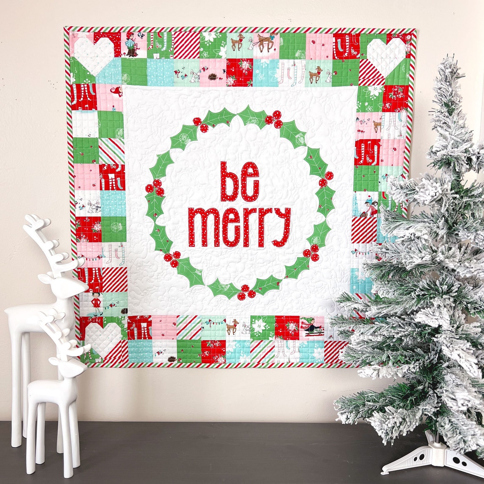 Be Merry Mini Quilt/ Table Topper PDF Pattern - Etsy