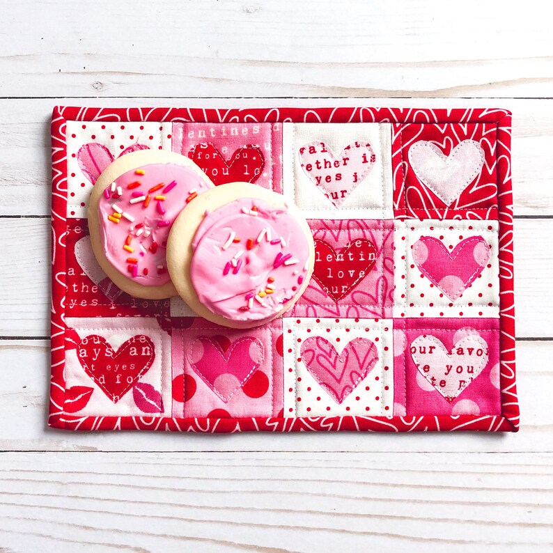Pattern Bring the Love Valentine Mug Rugs image 3