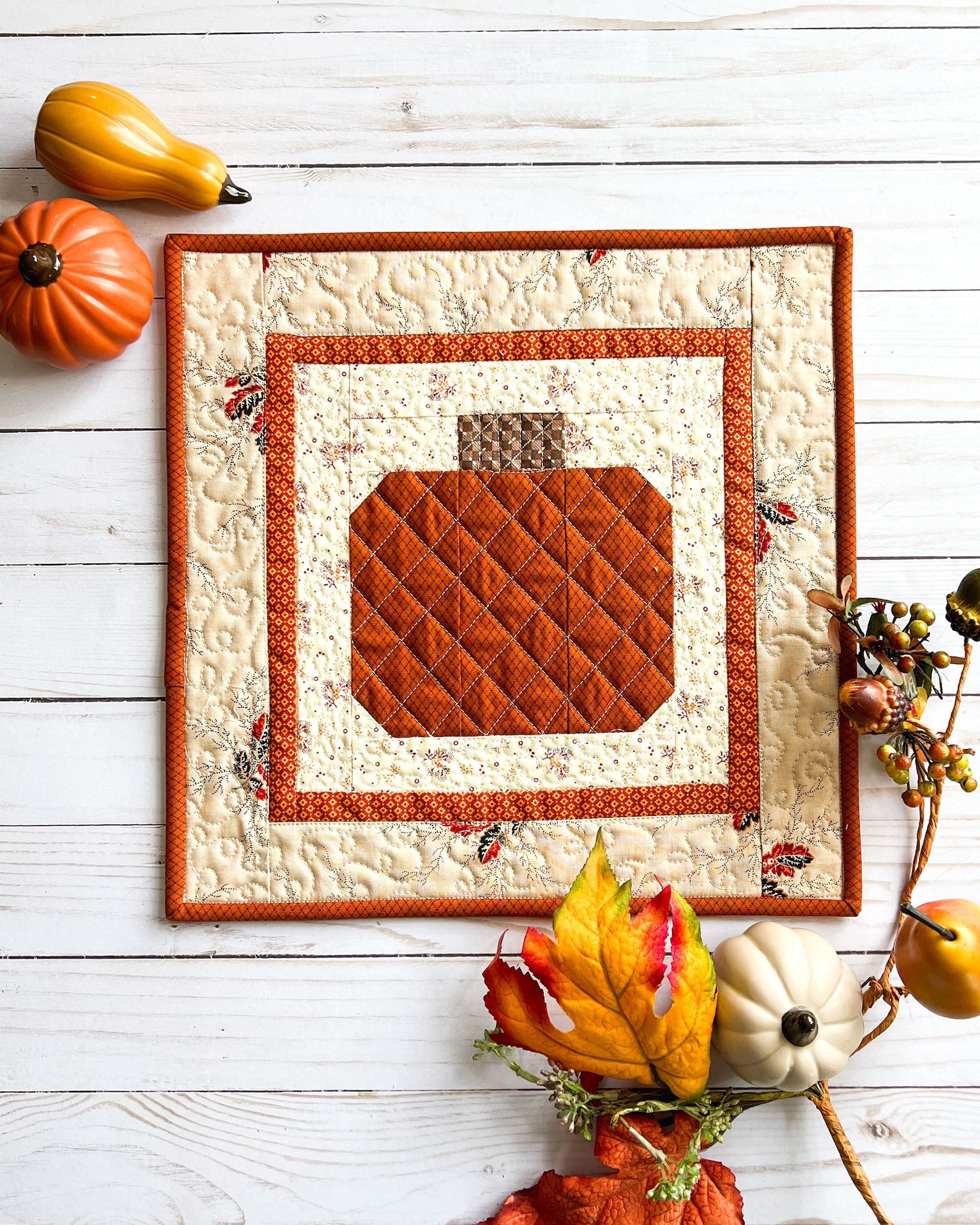 Striped Pumpkin Mini Quilt PDF Pattern - Etsy