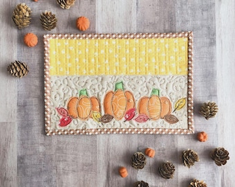 Quilted Pumpkin Mug Rug & Mini Pillow PDF - Fall Fabric Craft Pattern, DIY Autumn Decor