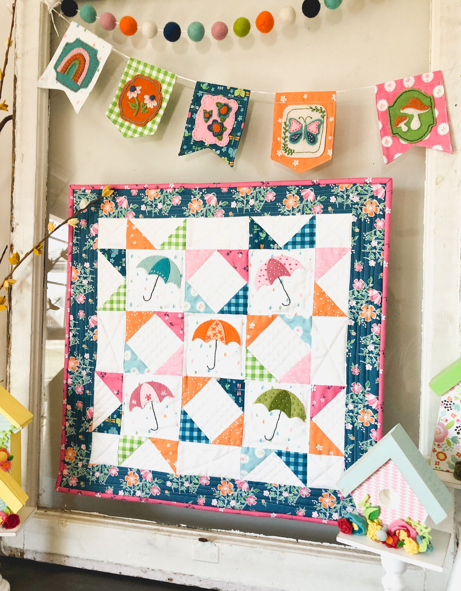 Springtime Showers and Strawberries Mini Quilt PDF Pattern - Etsy
