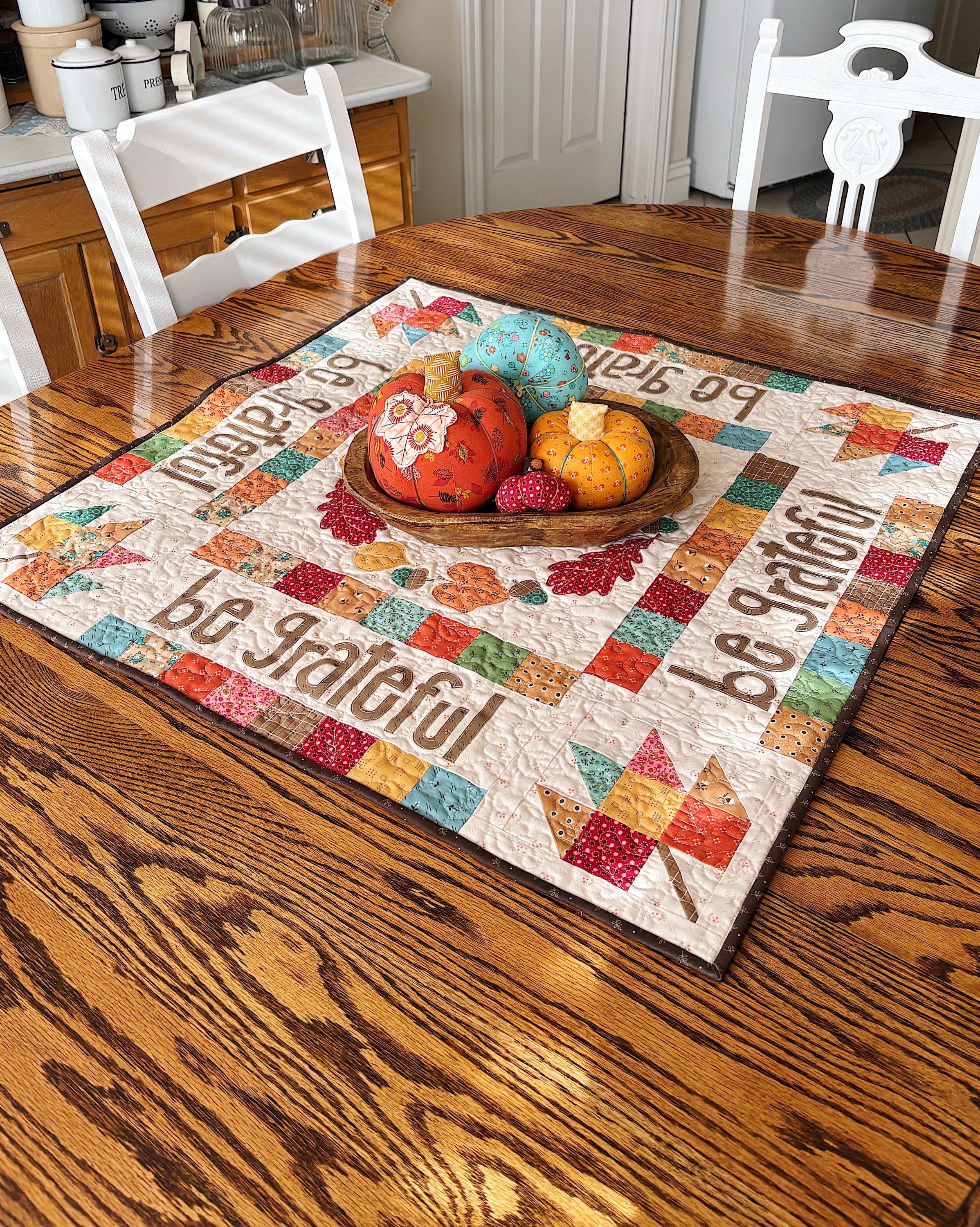 Be Grateful Mini Quilt and Table Topper PDF Pattern With Raw Edge ...