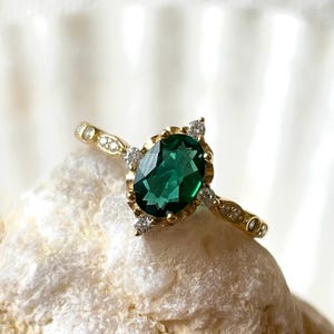 Bague émeraude, bague de fiançailles, bague émeraude de laboratoire en argent plaqué or 14 carats, bague art déco, bague ovale vintage, cadeau de Noël pour elle