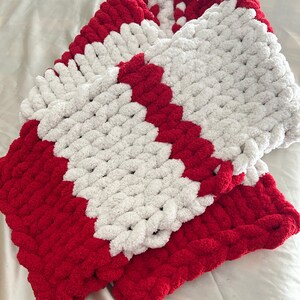 Chunky Knit Winter Scarf | Multi- Stripe Pattern |  The Perfect Accessory For Warmth, Style and Comfort This Seaon! | Red & Ivory