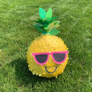 Pineapple Piñata, Summer party pinata, beach party piñata