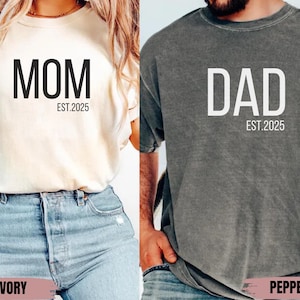 Custom Mom Dad Comfort Colors® T-shirt, Personalized Mama & Dad Pocket Shirt, Pregnancy Announcement Tee, Matching Parents Outfit Gifts
