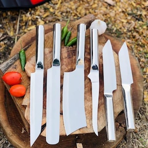 Handgjort kockknivsset i rostfritt stål med 6 delar och integrerade metallhandtag
