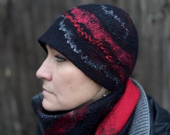 Handmade Felted Merino Wool Hat: Black & Red Winter Accessory