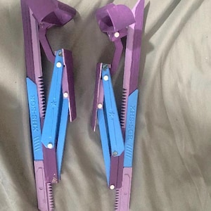 Pair of custom painted mantis blades (you pick the color)