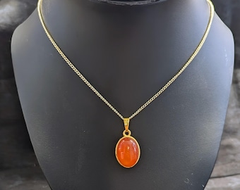 Yellow Gold Plated Red Carnelian Cabochon Pendant Necklace
