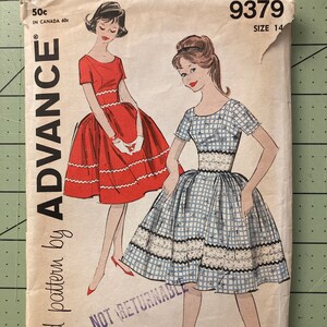 Vintage 60’s Advance 9379 Side Gathers Dress Pattern Size 14 Bust 34