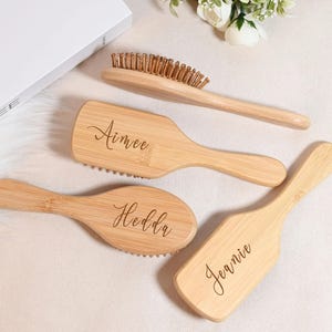 Personalized Wooden Hairbrush | Personalized Hair Brush with Name | Personalized Gift for Her | Custom Bridesmaids Gifts | Custom Hair Brush