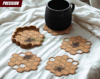 Podkładka z drewna w kształcie plastra miodu, pliki wycinane laserowo: grawerowana pszczoła w formacie SVG, prezent na parapetówkę (pobranie cyfrowe)