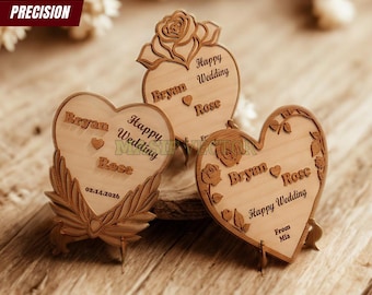 Wycinany laserowo, spersonalizowany prezent ślubny, spersonalizowana tabliczka w kształcie serca z drewna, dekoracja rocznicowa (do pobrania w wersji cyfrowej)