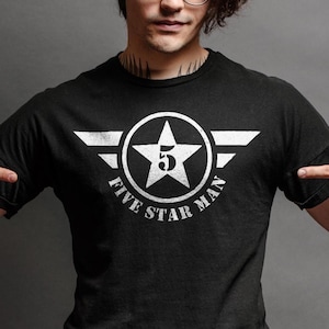 5-Star Man T-Shirt | Dennis Reynolds Tribute T Shirt, Always Sunny in Philadelphia Parody Apparel, Paddy&#39;s Pub, The Gang, Charlie, Mac, Dee
