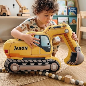 Cojín de camión excavadora personalizado con inicial personalizada, impresión gráfica 3D, impresión plana (solo impresión plana, no en relieve), diseño de regalo para habitación infantil