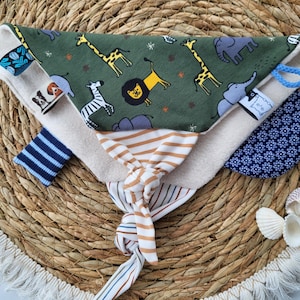 PACIFIER CLOTH Cuddly blanket with crackling foil for babies and toddlers