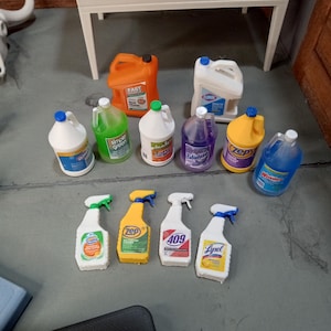 Detailed 10 Scale Cleaner Bottle Set