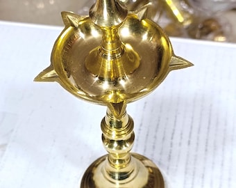 Brass Aarti Diya | Hindu Pooja Oil Lamp 8 in 152 GM